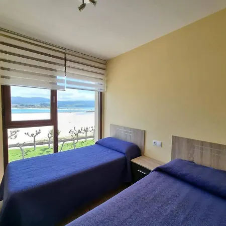 Vivienda De Tres En Primera Línea De Playa Apartamento Foz