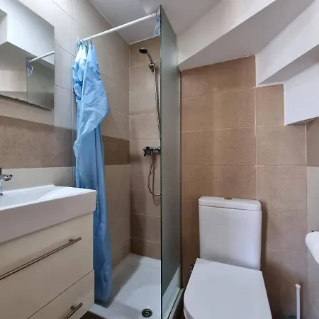 Vivienda De Tres En Primera Línea De Playa * Foz