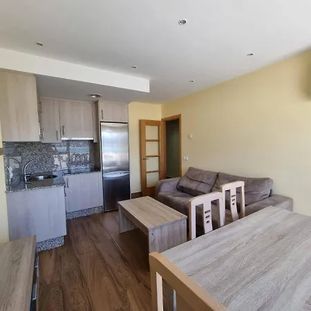 Vivienda De Tres En Primera Línea De Playa Apartamento