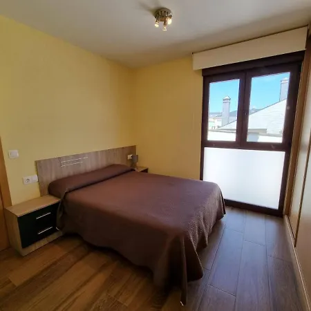 Vivienda De Tres En Primera Línea De Playa Foz