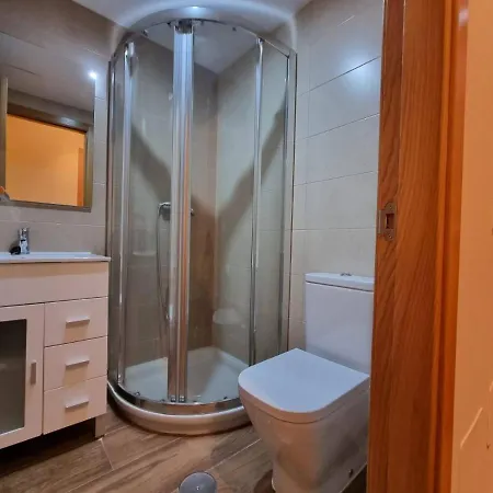 Vivienda De Tres En Primera Línea De Playa Apartamento