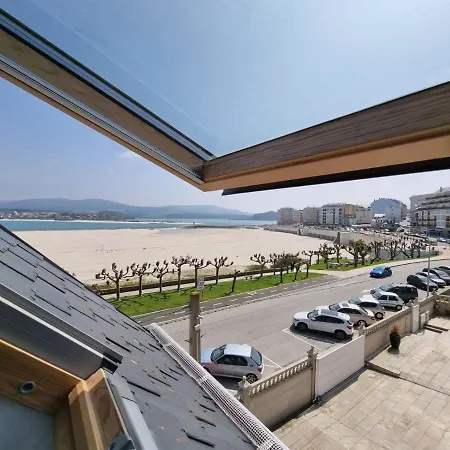 Vivienda De Tres En Primera Línea De Playa Apartamento